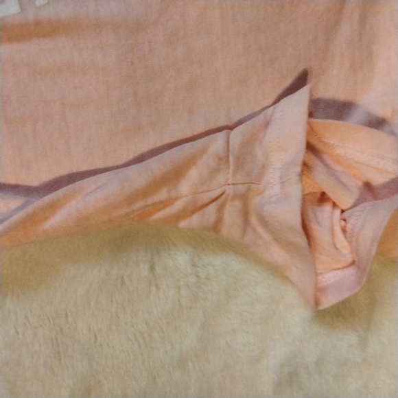 Fifth Sun Women's It Takes Two To Make The Day Go Right T-shirt Lg - Picture 3 of 8